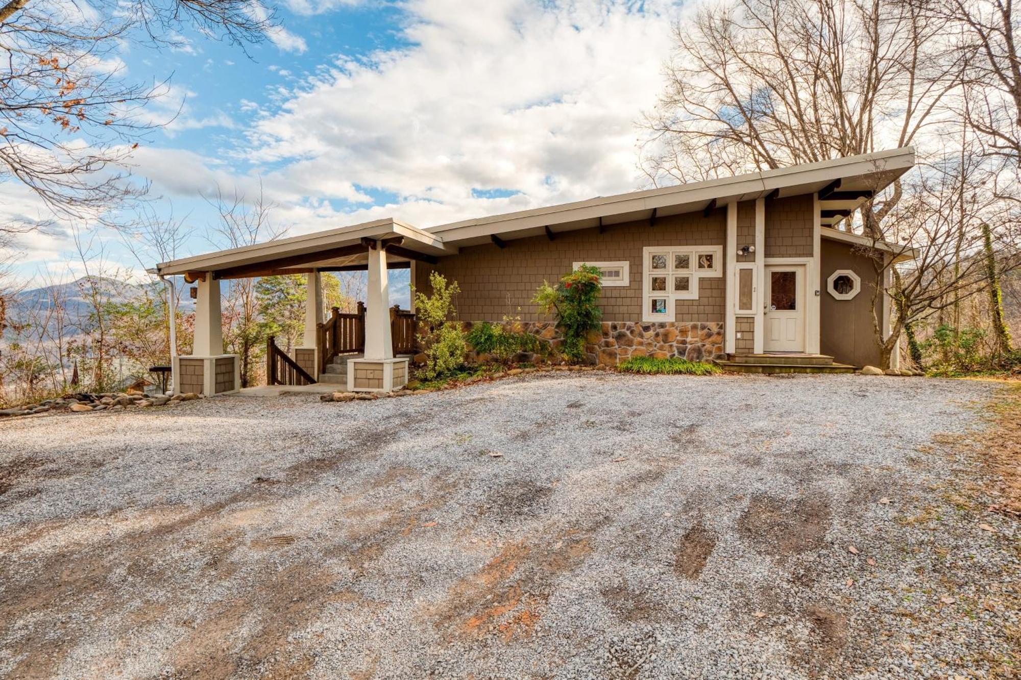 Chestnut By Avantstay Mountain Cabin W Treetop Views Hot Tub Game Room Gatlinburg Dış mekan fotoğraf
